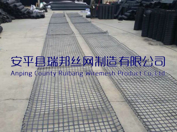 煤矿钢塑格栅图片3